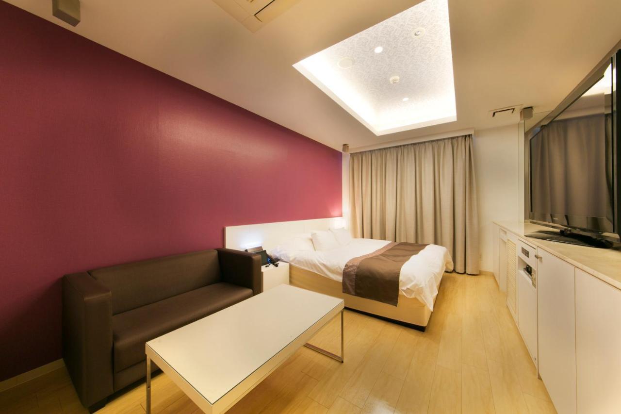 Hotel Lotus Toyonaka (Adults Only) Osaka Ngoại thất bức ảnh