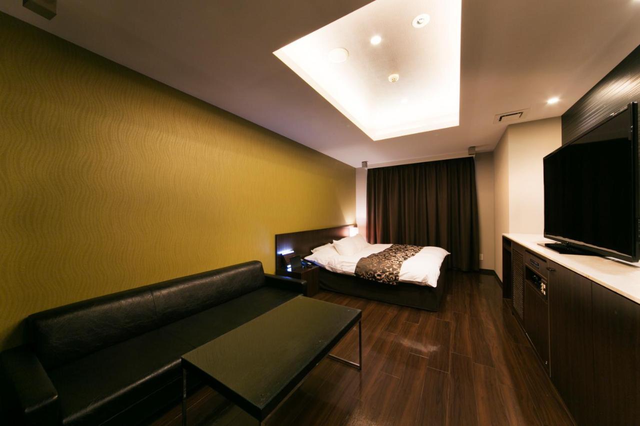 Hotel Lotus Toyonaka (Adults Only) Osaka Ngoại thất bức ảnh